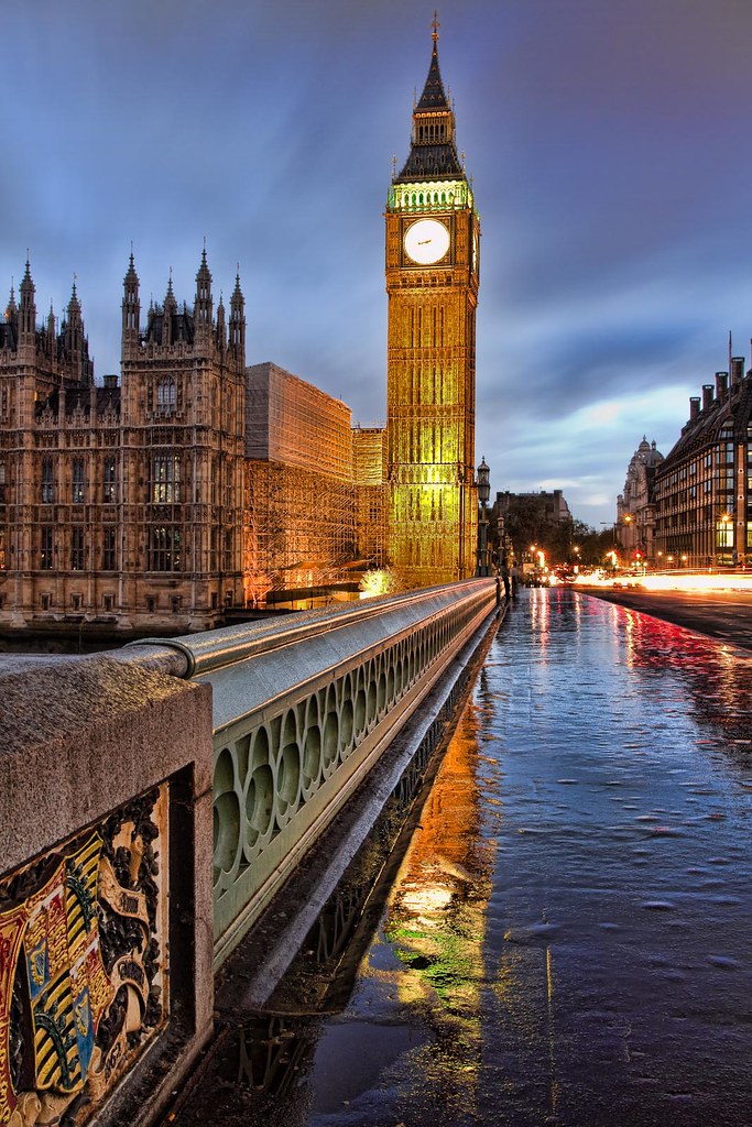 Big Ben | It was raining and I loved the reflection. I made … | Flickr