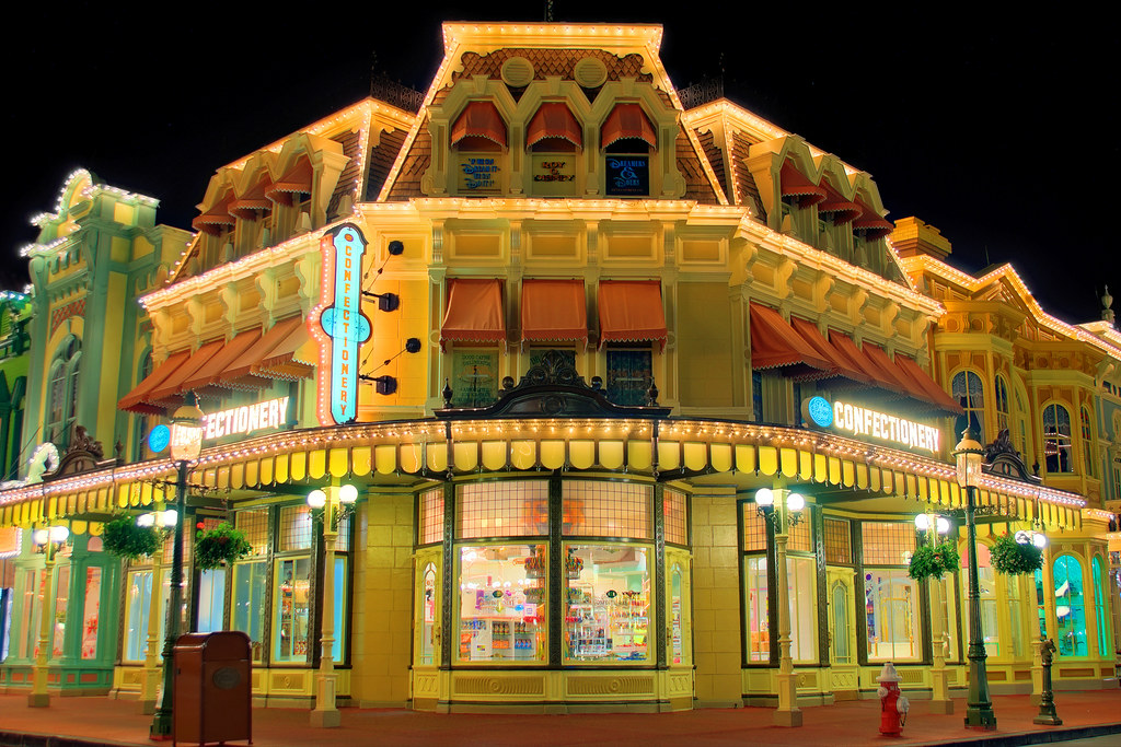 Daily Disney - Main Street Midnight Snack by Express Monorail