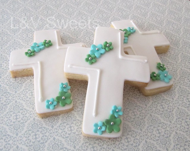 Cross cookies