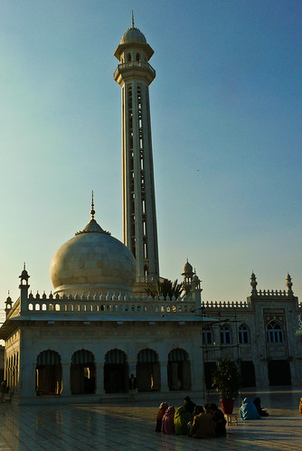 Mosque in Islamabad | by ocean jeff