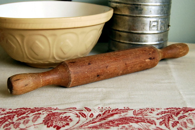 Vintage Solid Wood Small Handmade Rolling Pin, Early 1900s
