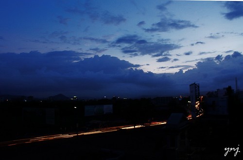 longexposure sunset india clouds canon evening cloudy kitlens overcast monsoon maharashtra pune joshi 18mm yogendra dramaticclouds 3sec canonrebelxs