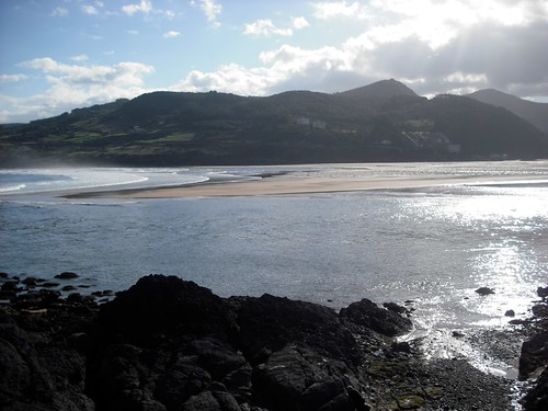 Mundaka Beach