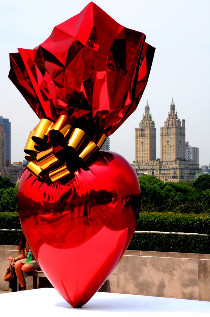 'Sacred heart' (Jeff Koons) - Metropolitan museum of art -… | Flickr