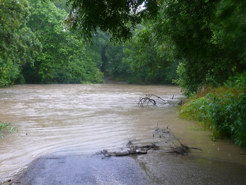 water flooding texas unitedstates flood roundrock hutto williamsoncounty lowwatercrossing