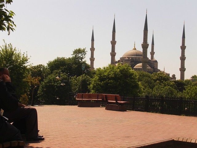 Approaching Süleymaniye Camii - Suleiman Mosque
