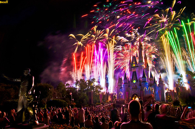 Walt Disney World - Magic Kingdom - Wishes! A Magical Gathering of Disney Dreams