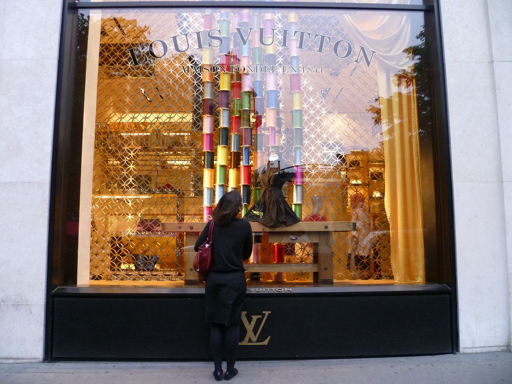 Vitrine loja Louis Vuitton (Paris), www.superziper.com/2010…