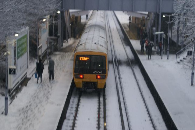 465 009 @ Falconwood in the Snow