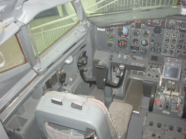 Boeing 737-300, US Air 737  #1 Pilot's station