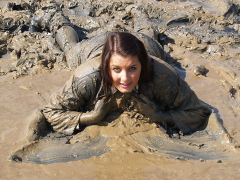 Jenny+muddy2 | bahnboy2 | Flickr
