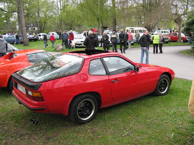 Image of Porsche 924