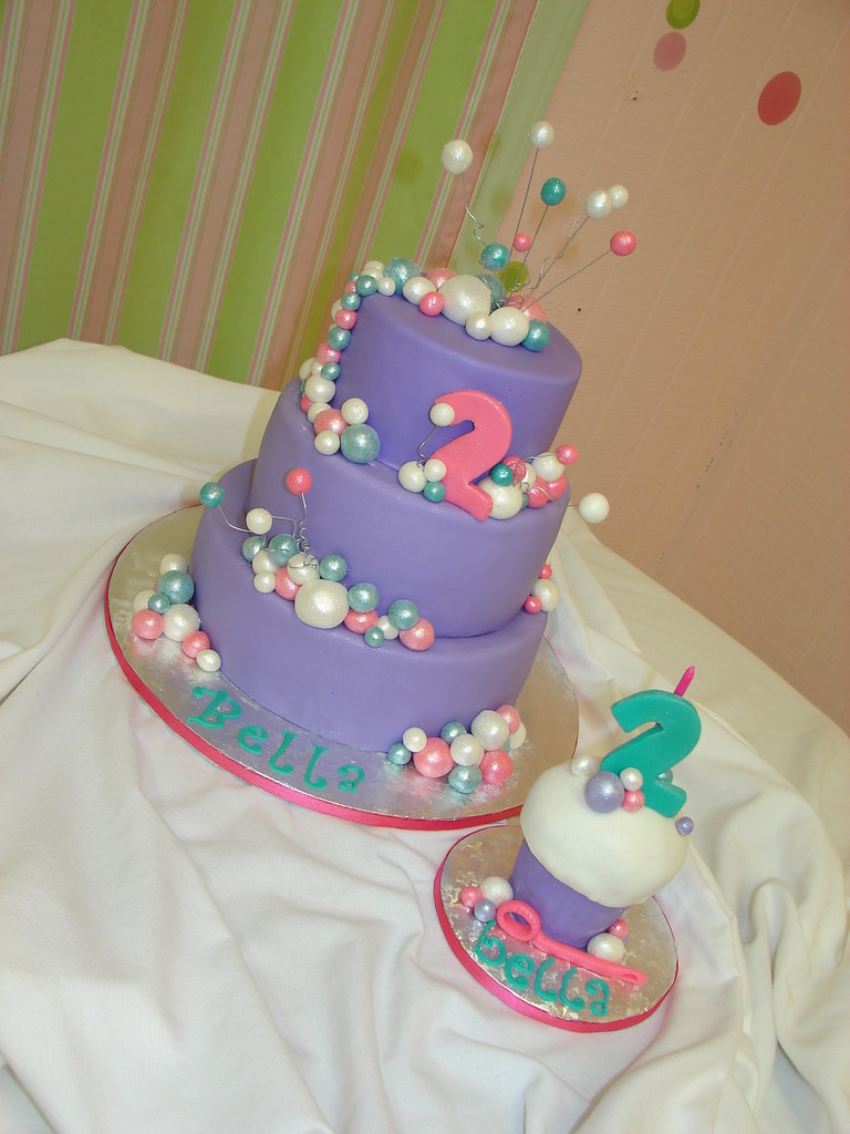 Bubbles Birthday Cake and Oversized Smash Cupcake