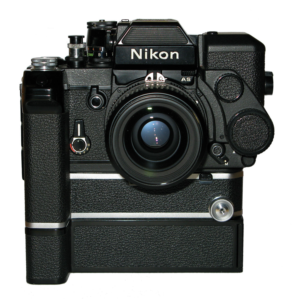 Nikon F2 Titan with AS-Finder, Motor Drive MD-2, Batterie-pack MB-1 and DS-12 EE Aperture Control Unit
