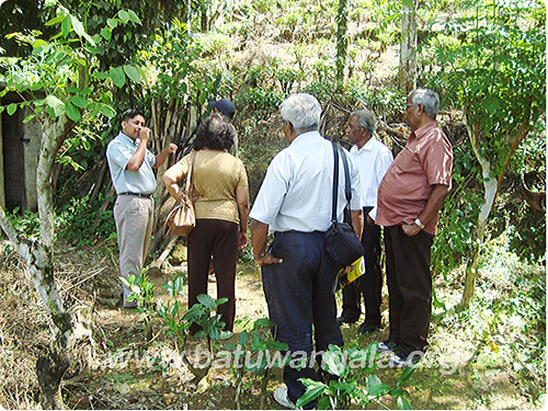 Mr.dharmasiri_visit_2 | by Batuwangala e-village