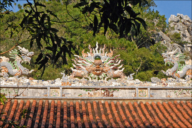 Décors de toiture de pagode (montagne de marbre, Danang)