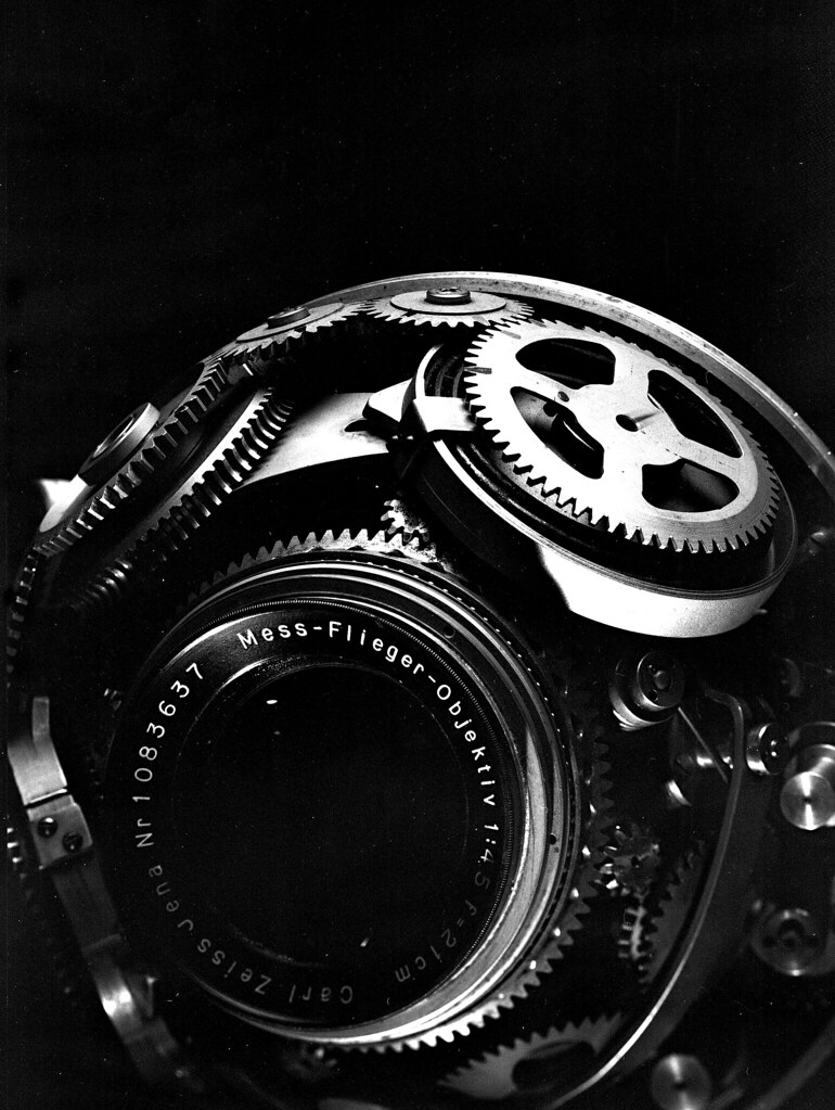 Zeiss Jena 210mm Aerial lens (detail)
