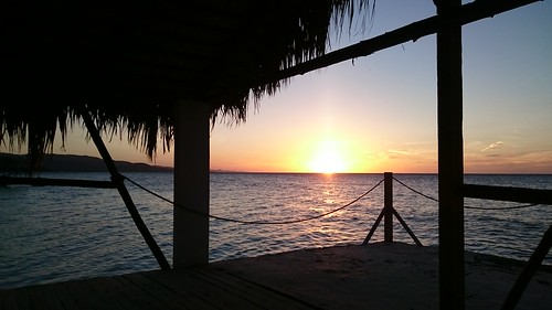 cayo arena beach eco hotel caribean punta rucia dominican repubblic paradise low impact self sustainable ebm dss