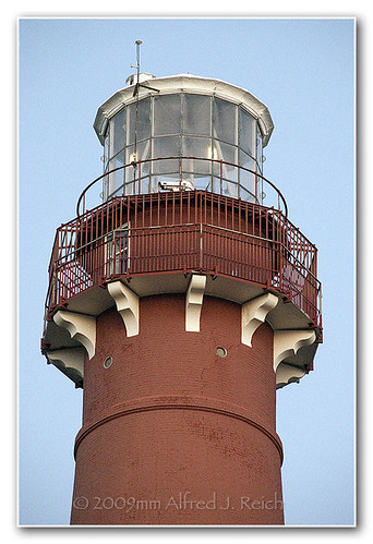 lighthouse sunrise newjersey nikon longbeachisland barnegat d300 18200mm