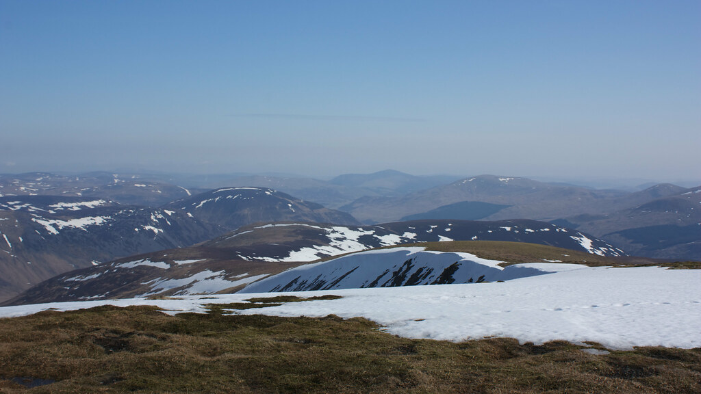 The view south from Glas Tulaichean