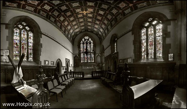 365-332 St Oswalds Church Winwick, Chancel Interior Panorama, Warrington, Cheshire UK