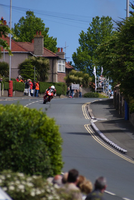 TT rider on Brae Hill