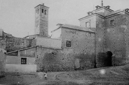 Iglesia de San Miguel a inicios del siglo XX. Foto Villalba