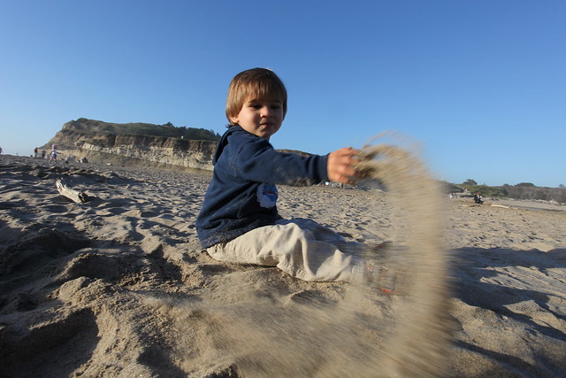 Ryan, sand thrower