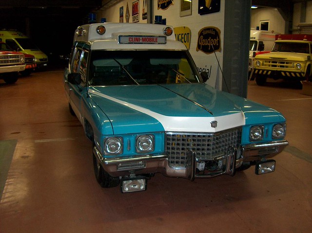 Cadillac Superior Coach Ambulance / Krankenwagen Schweiz