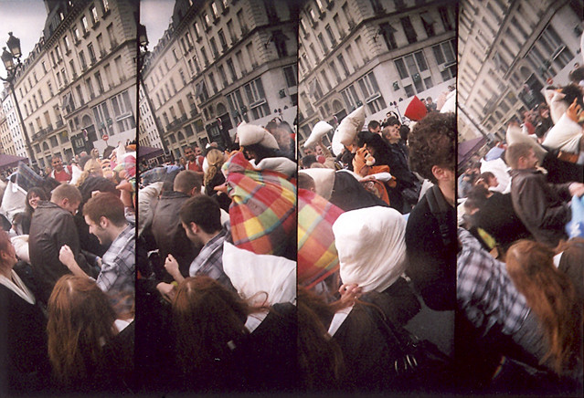 Pillow Fight (53) - 04Apr09, Paris (France)