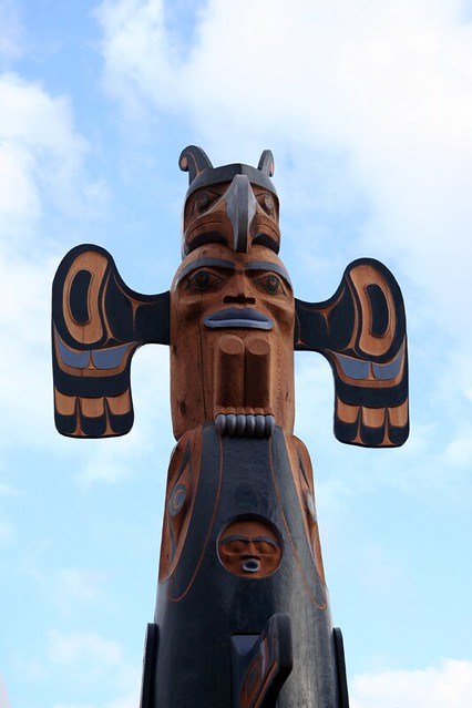 Totem Pole at the Aboriginal Village | A new totem pole has … | Flickr