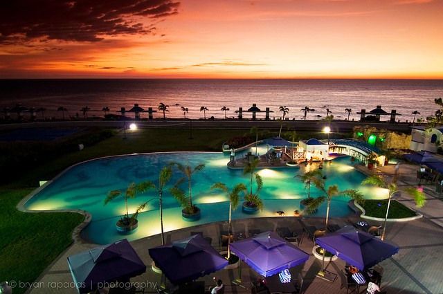Thunderbird Resort [Pool - Night Shot]