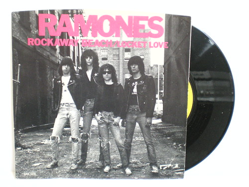 Ramones USA Rockaway Beach 7