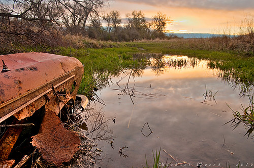 color reflection sunrise rust montana hdr rustycar billings riverfrontpark holyrustedmetalbatman
