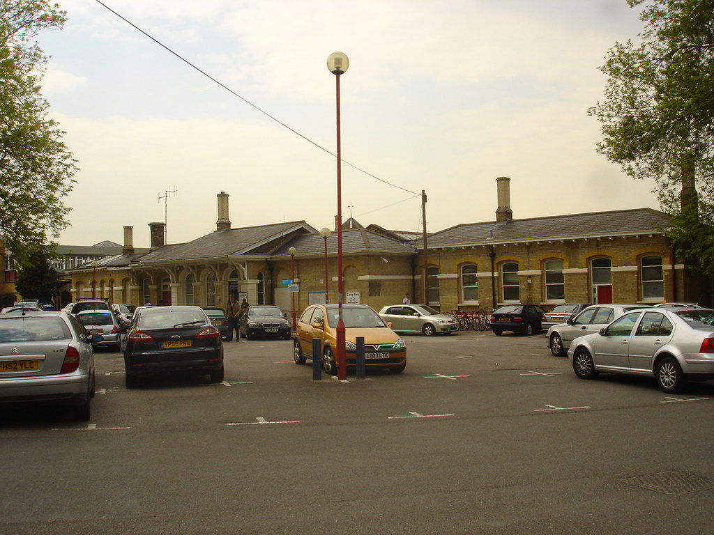 Harrow and Wealdstone Station | The south ("Harrow") side bu… | Flickr