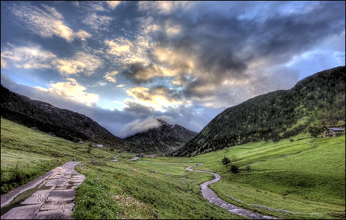 Vall d'Incles a l'albada - Incles Sunrise - Amanecer en Incles by Zac