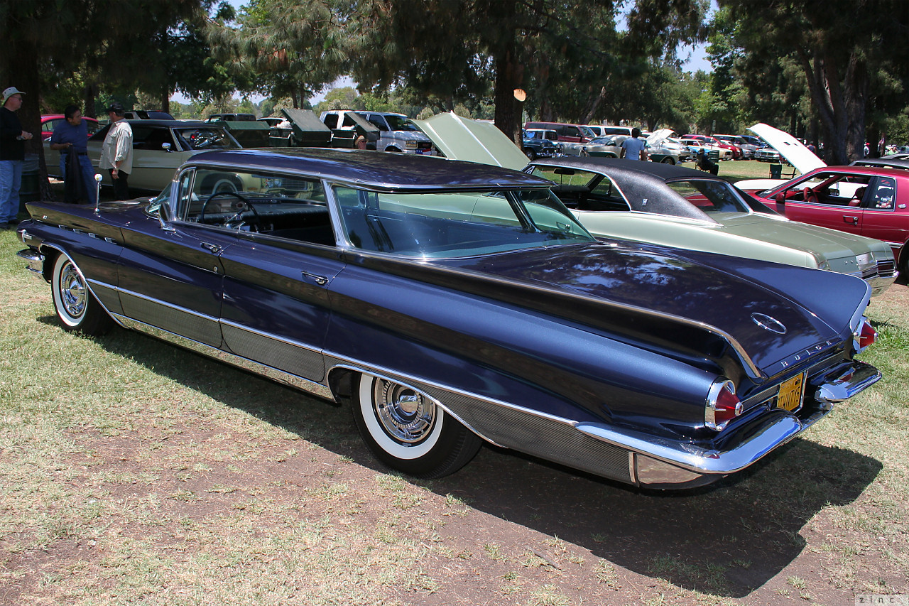 Image of 1960 Buick Electra 225 4d sdn - blue met - rvl
