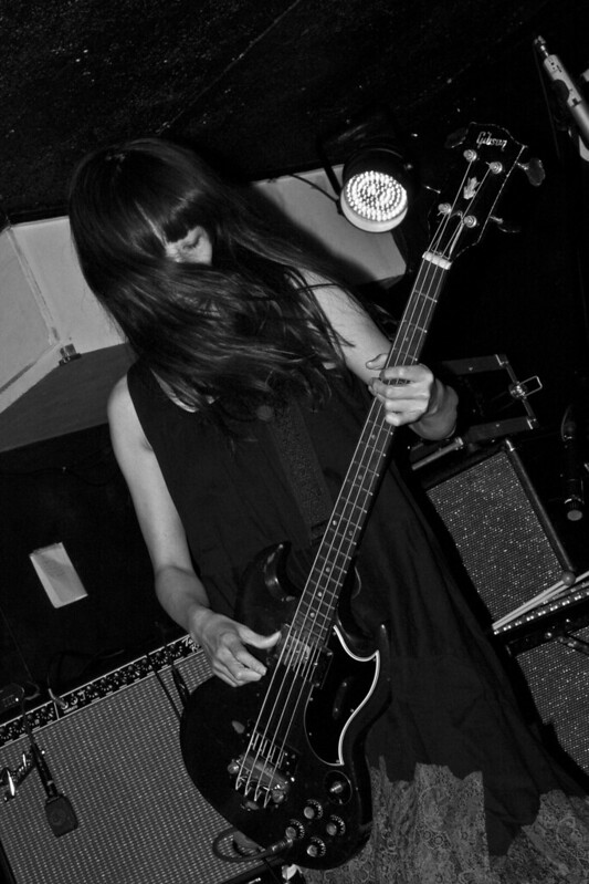 Concierto de Mono en Barcelona, Be Cool