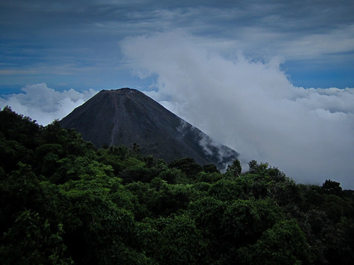 Los Volcanos NP 25 - Izalco as seen from Cerro Verde | by bakgwei1