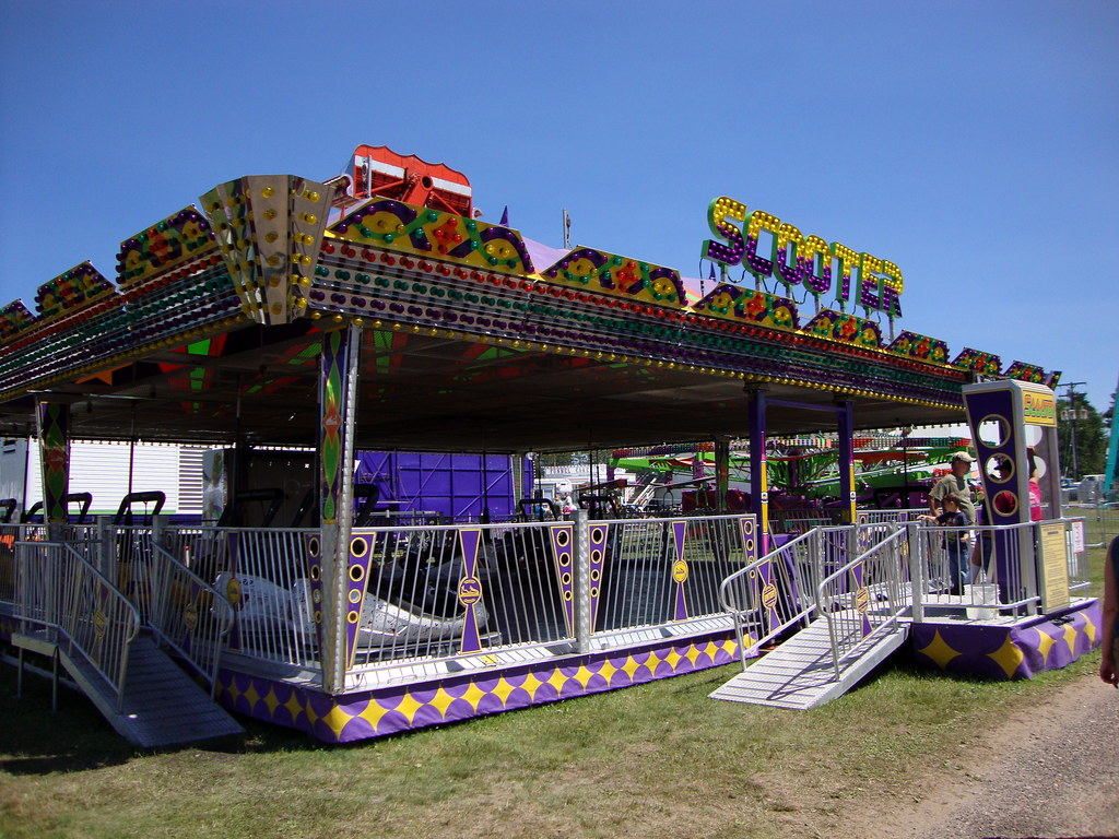 Resin Valley Rides Rainbow Valley Rides Scooter Bumper Car Ride, Lincoln Coun… | Flickr