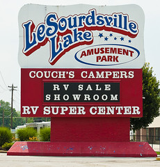 Lesourdsville Lake Park Americana Sign, Nikon, D90, 55-200 VR