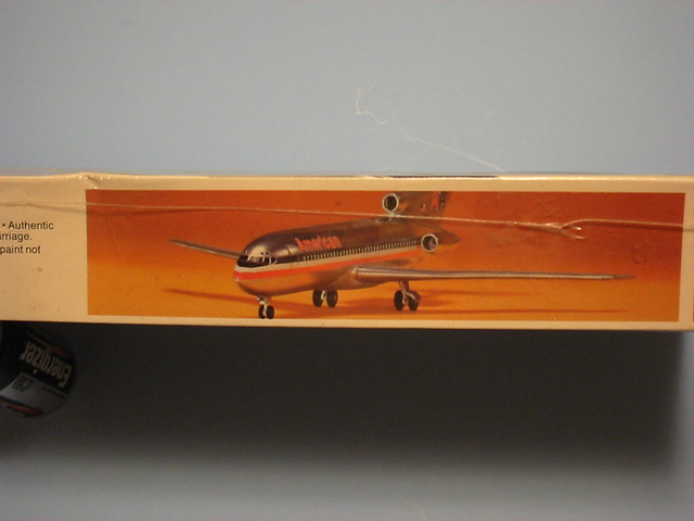 USAirfix 1/144  Boeing 727-200 kit box side