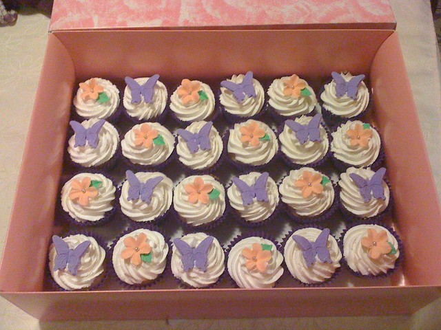 Cupcakes for Amy's 14th birthday!