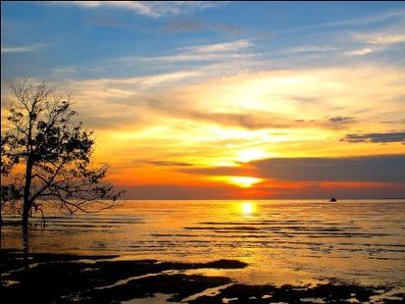 Sunset by Teng Fong Lin, sunset emas muar tanjung ketapang bandarmaharani