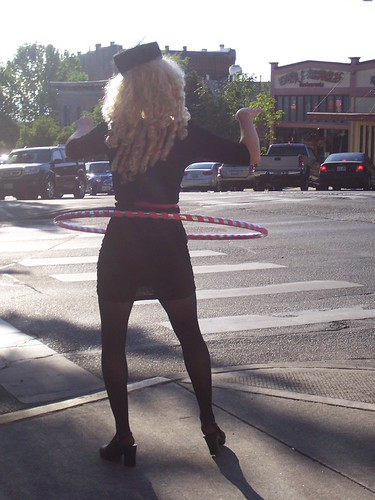 Bombshell Hooper! | by cafechattycat