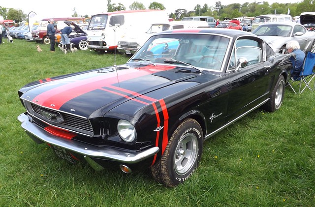 Ford Mustang KBW884E, Chiltern Hills Festival of Transport, Aylesbury, 21.05.2017