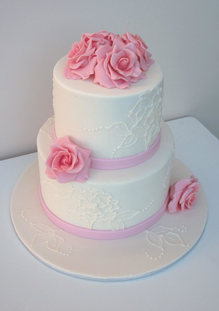 Brush emrboidery wedding cake...