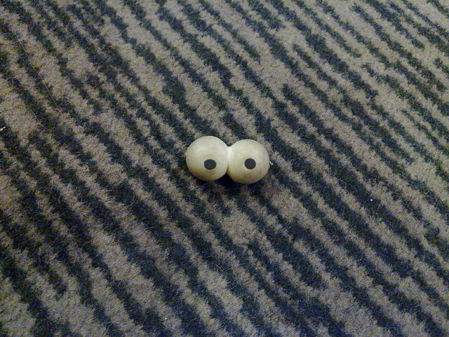 Eyeballs lost on the carpet of the Barbican hall
