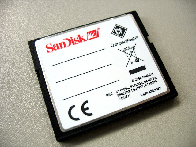 SanDisk Extreme III 1.0 GB back