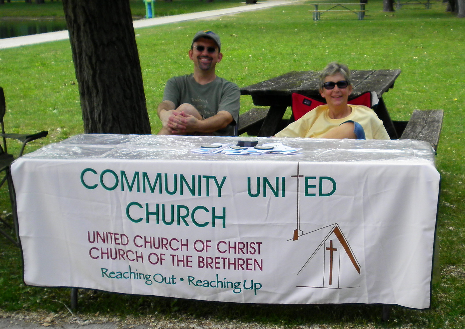 Brian and Nancy at the Community United Church info table. Photo by Deb Spilko.